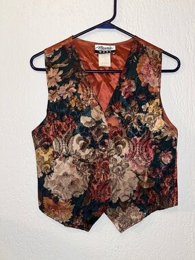 Marnie West Tapestry Floral Vest - Multicolor